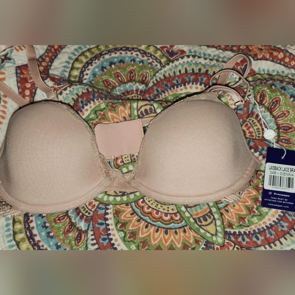 Pepper bra. 34B. One green and one tan - Picture 2 of 2
